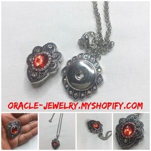 Red snap Interchangeable Necklace
